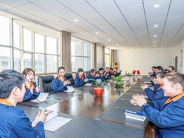 技術團隊討論